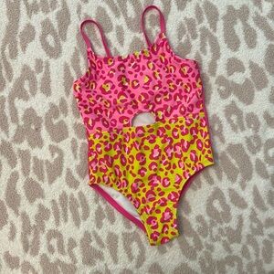 Girls swimsuit